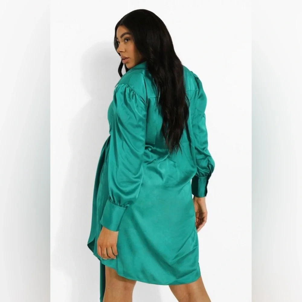 Boohoo | PLUS STATEMENT DRAPED SATIN SHIRT DRESS SIZE 24 - Picture 2 of 4